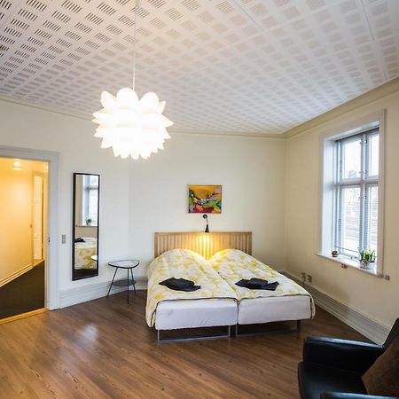 Bed & Breakfast ホルステブロー エクステリア 写真